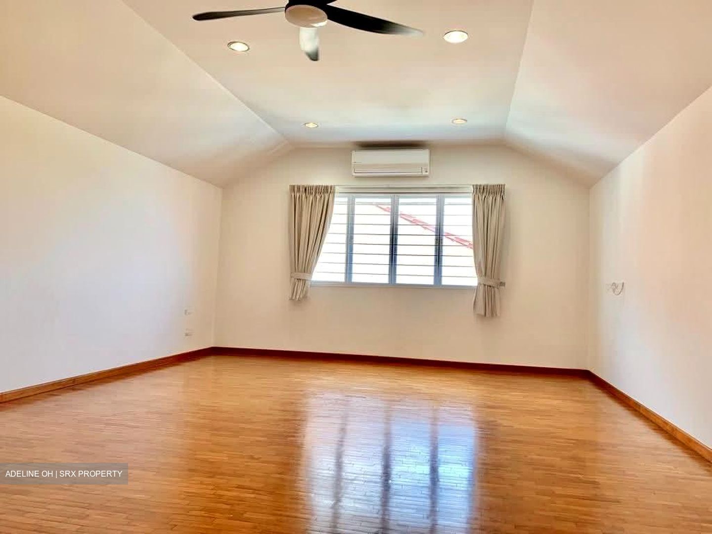 Charlton Park (D19), Semi-Detached #535342261